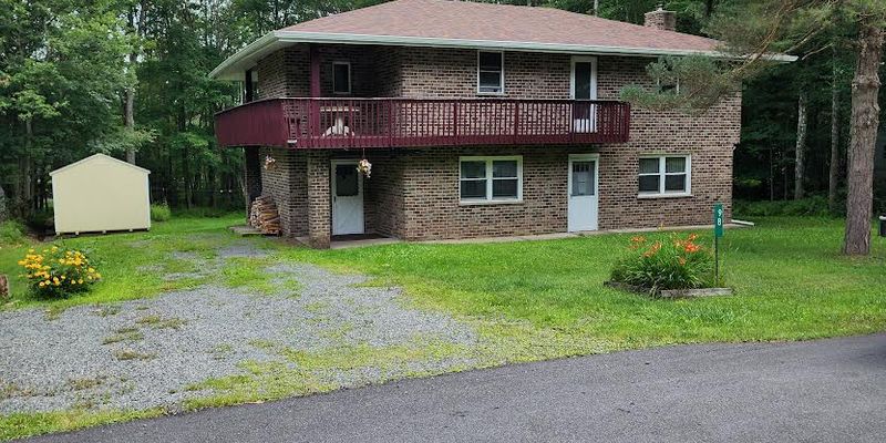 White Haven House: 98 Black Bear Pass