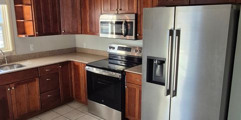 Kitchen 1.jpg