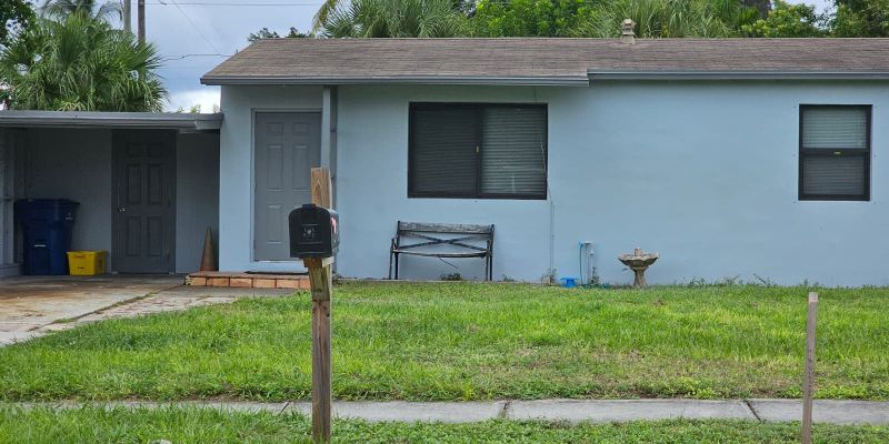 West Palm Beach House: 2948 Avenue F