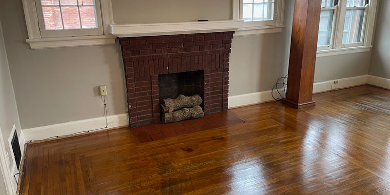 Cincinnati Apartment: 5 East Mitchell Avenue