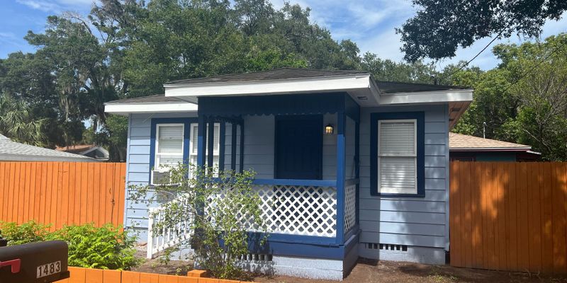 Clearwater House: 1483 Hamlet Ave