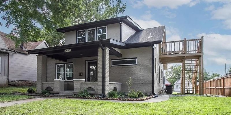 Kansas City Apartment: 2630 Madison Ave