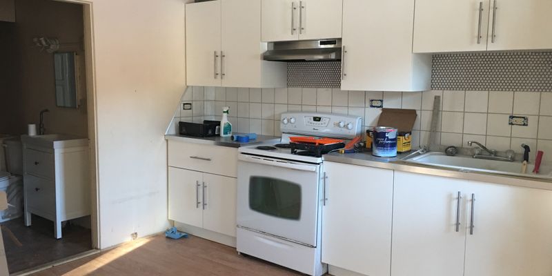 Johnson Apartment: 86 VT Route 100C