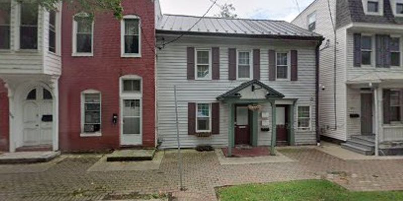 Westminster Apartment: 236 E Main St