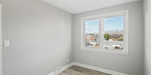 165 Hampshire Road -019.jpg