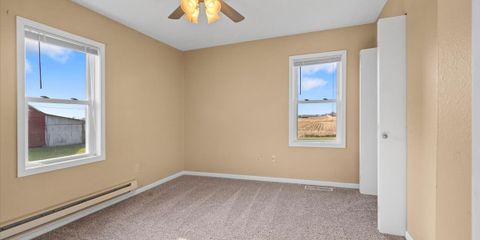 18-154 3037 Swan Lake Rd NE.jpg