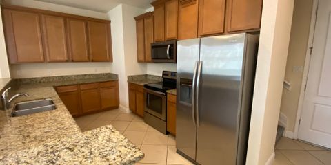 IMG_3704.jpg IMG_3704.jpg