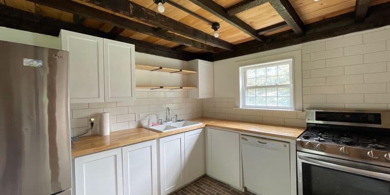 Buxton House: 243 Back Nippen Rd