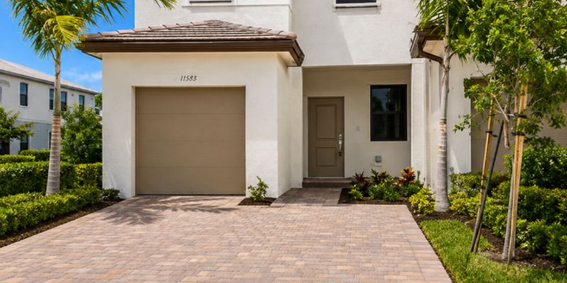 Princeton House: 13108 SW 232nd Ln