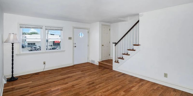 Darby House: 630 Cedar Ave