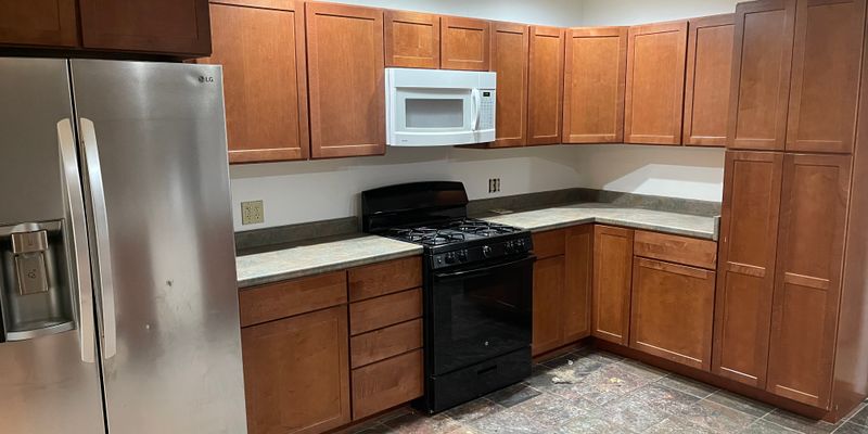 Johnson Apartment: 7-18 Kali Lane 249-250 Tomlinson Lane