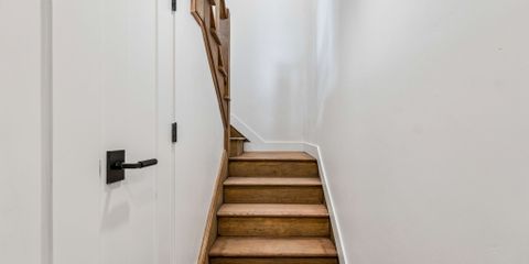 18-web-or-mls-669 E. 8th ave -18.jpg
