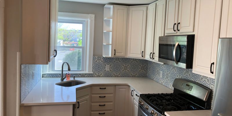 Somerville Apartment: 117 W High St