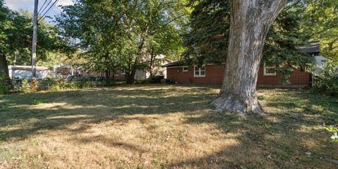 152 706 14th Ave.jpg
