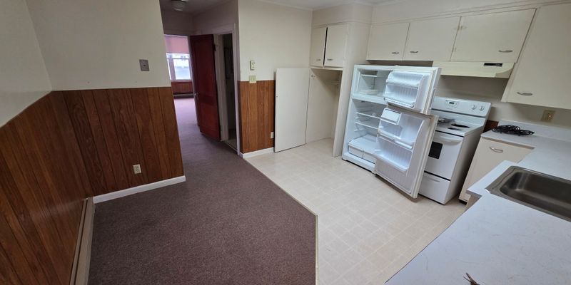 Caribou Apartment: 515 Main St