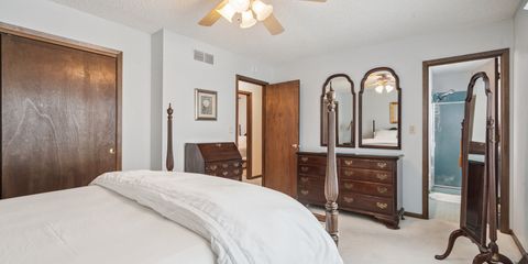 25-170 1245 Michelle CT.jpg