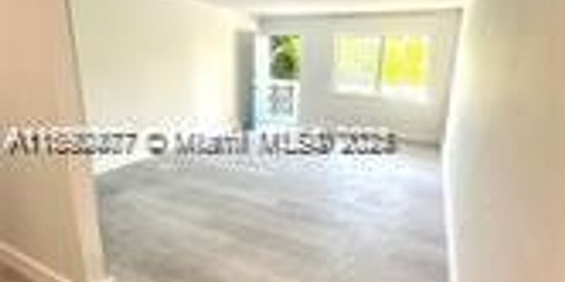 Bay Harbor Islands House: 1120 102nd St # 15