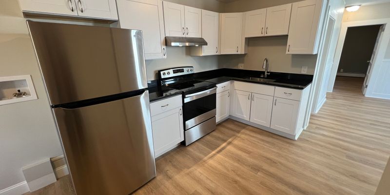 Biddeford Apartment: 28 Bacon St