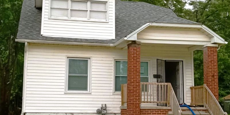 Detroit House: 14783 Lappin St