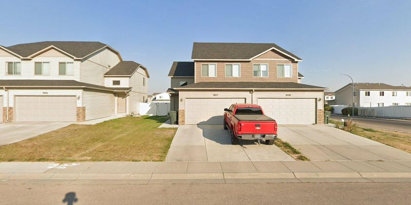 Gillette House: 3227 Bantam Ave