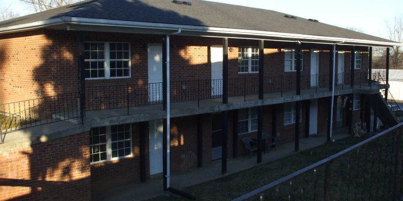 Morgantown Apartment: 204 N Warren St