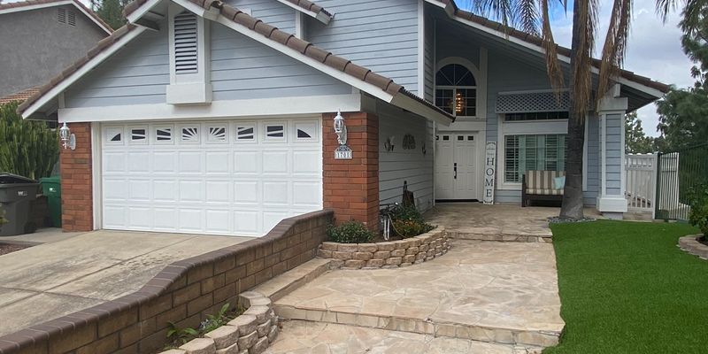 Corona House: 1701 Vixen Trail Cir