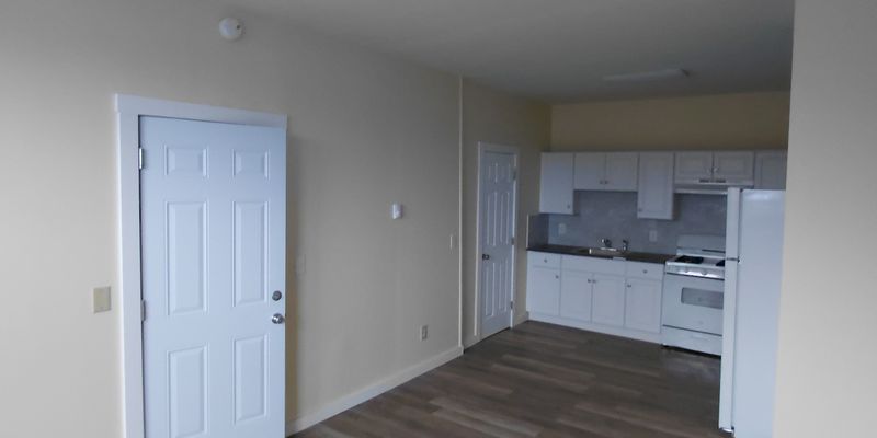 Phillipsburg Apartment: 21 N Main St