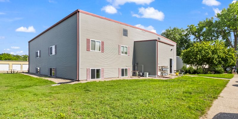 Yankton Apartment: 507 W 20th St