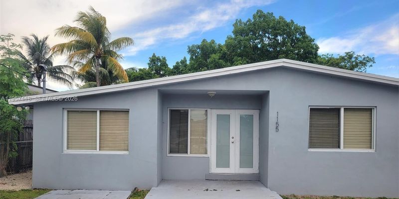 Miami House: 1155 NE 113th St