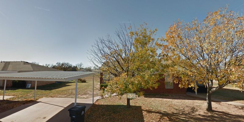 Bronte  Townhome: 406 SE Railroad st