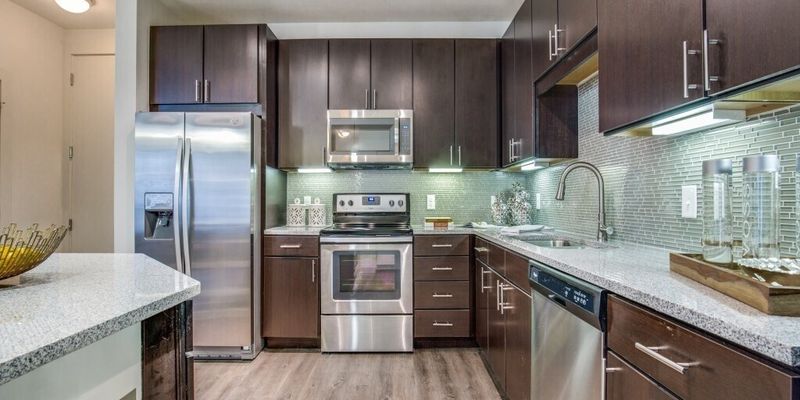 Sugar Land Apartment: 2701 Planters St