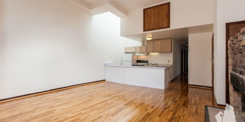 Chicago Apartment: 2523 N Lincoln Ave