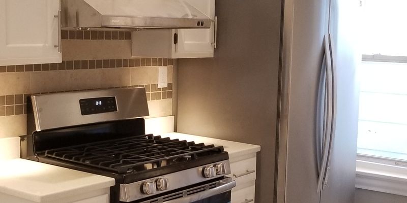 Montclair Apartment: 24 Mission St