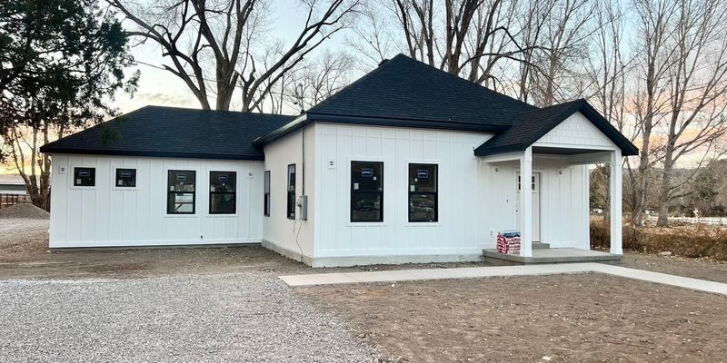 Monroe House: 236 S 200 W