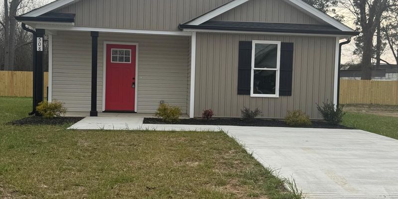 Smithfield House: 508 Crump St