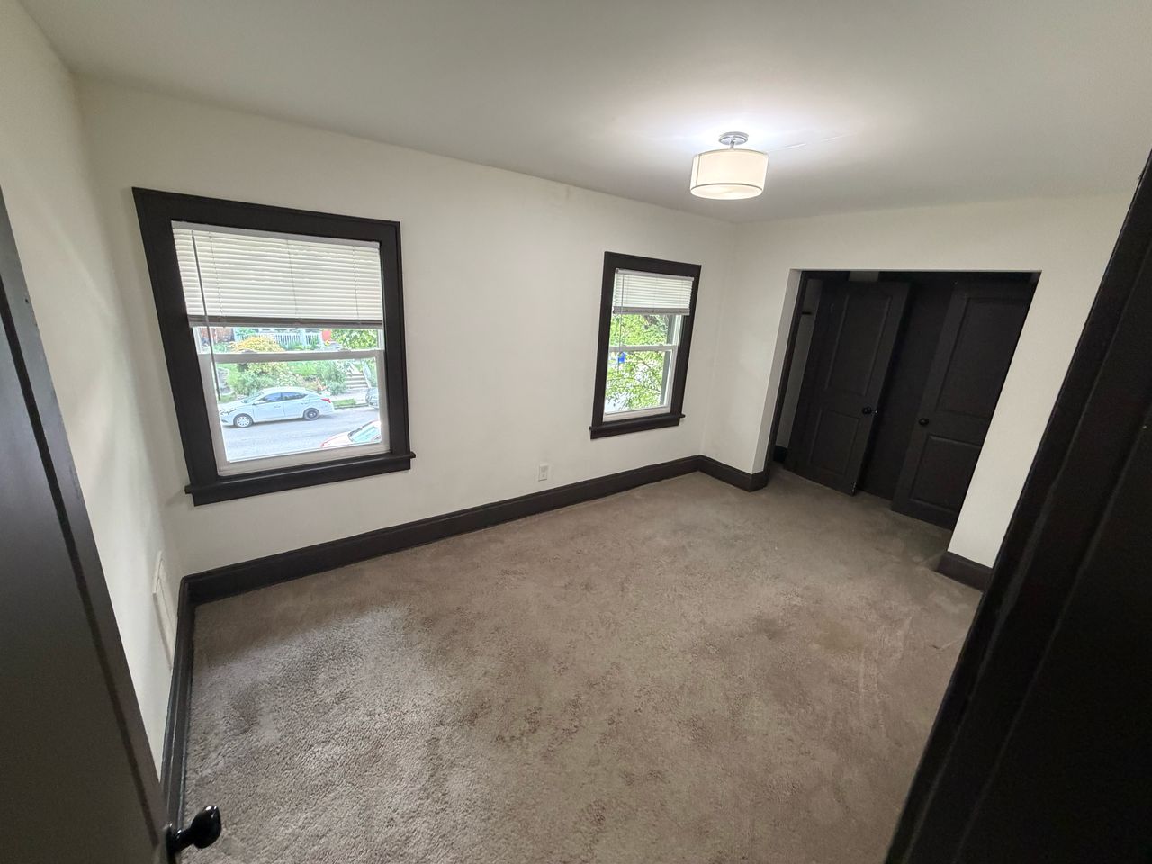 1130 Wilson Ave photo 20