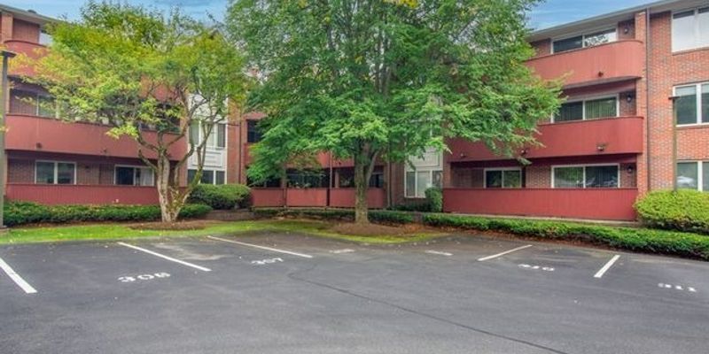 Needham Condo: 100 Rosemary Way