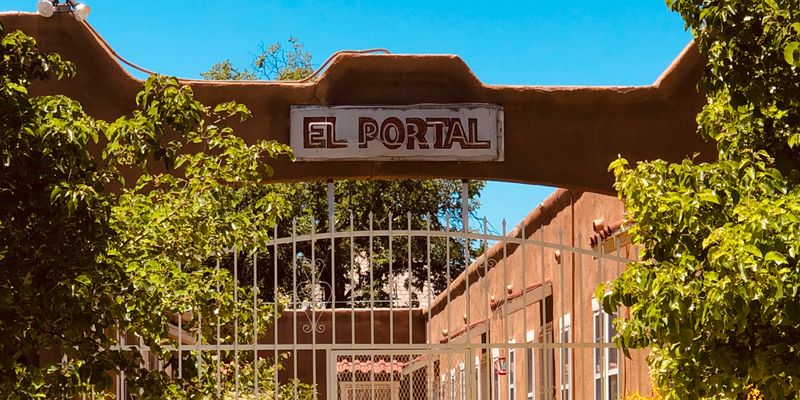 Albuquerque Apartment: 323 11th Street Northwest