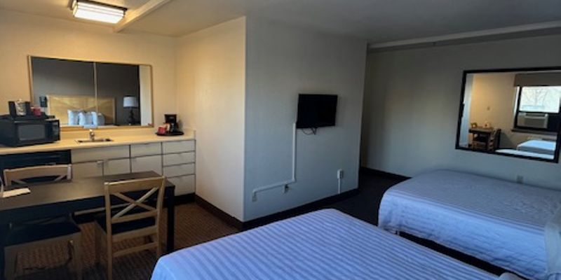 Anchorage Apartment: 1020 W 12th Ave