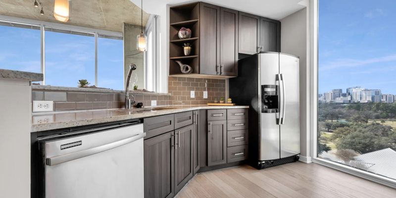 Houston Apartment: 5815 Almeda Rd