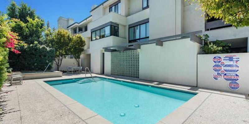 Pasadena House: 300 S Orange 300 S Orange Grove Blvd # Pasadena.CA 91105Blvd