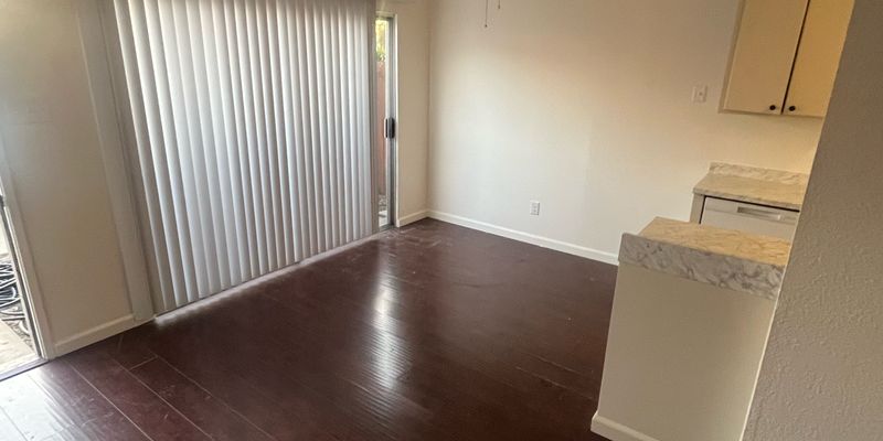 Oakdale Apartment: 243 Gilbert Ave