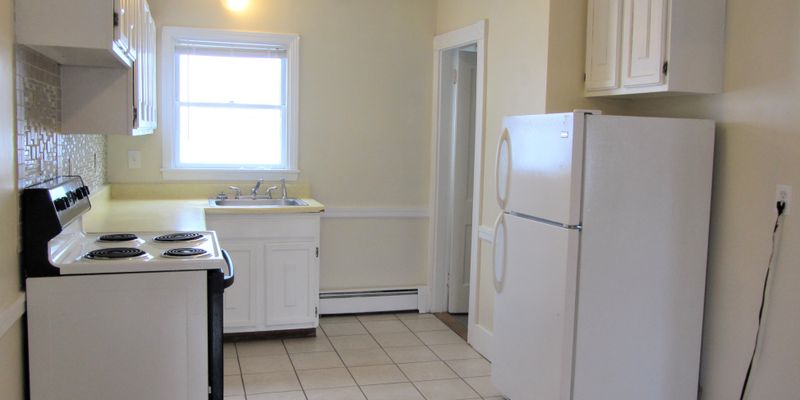 Biddeford Apartment: 38 Graham St