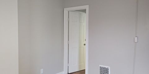 Bedroom.JPG