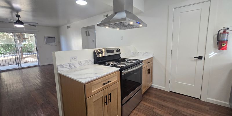 Prescott Apartment: 171 East Whipple Extension