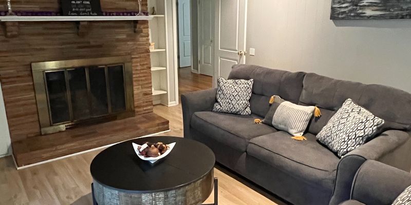 Memphis House: 1102 Whitaker Cove