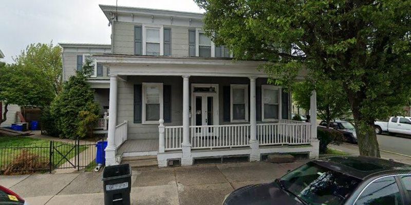 Bristol Apartment: 230 Washington St