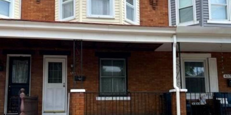 Bristol House: 439 Jefferson St