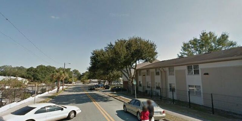 Lakeland Apartment: 310 Plum Street