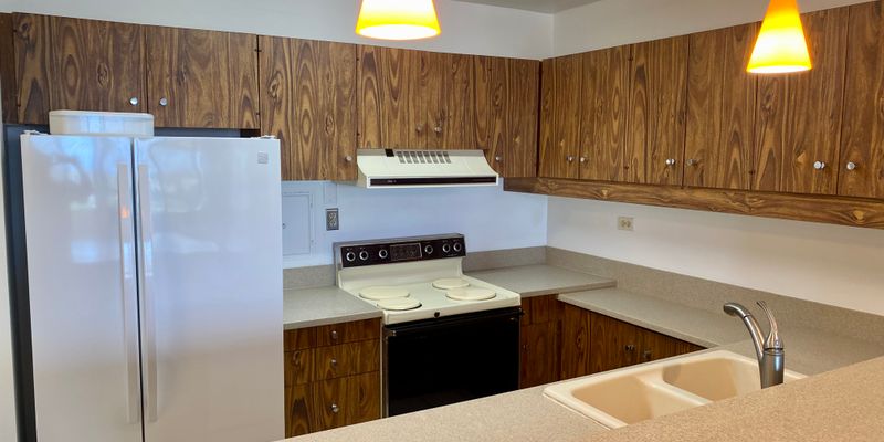 Honolulu House: 1717 Mott Smith Dr